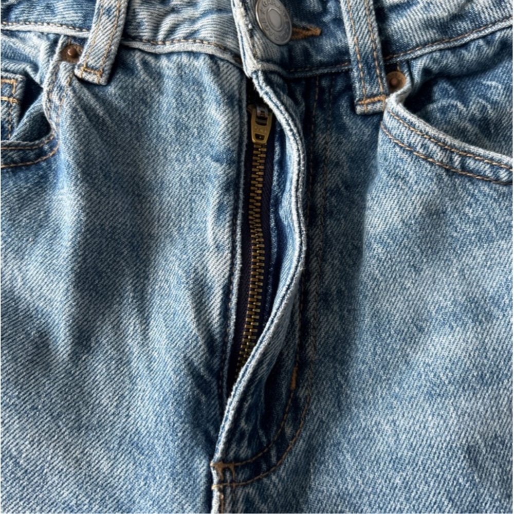 💕 Garage Mom Jeans Straight Leg Raw Hem Medium Wash Size 1 - Picture 2 of 13